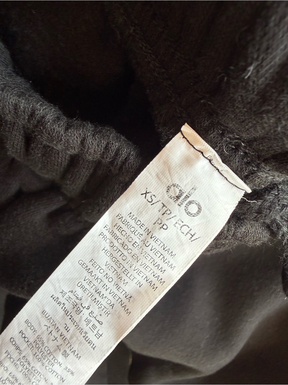 ALO Yoga Black Straight Leg Pants & Hoodie Set - Picture 10 of 11